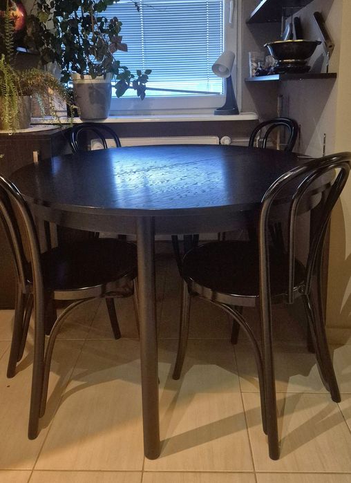 IKEA stół okrągły rozkładany plus 4 krzesła