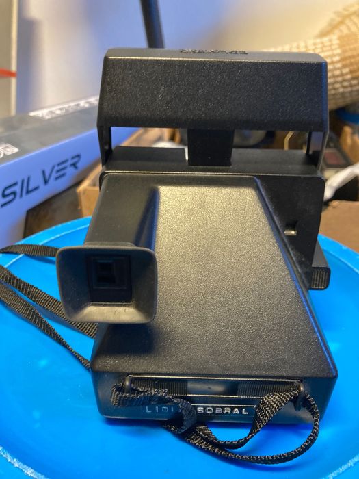 Máquina fotográfica instantânea Polaroid