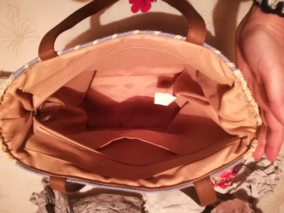 Vendo Mala de senhora - Nova