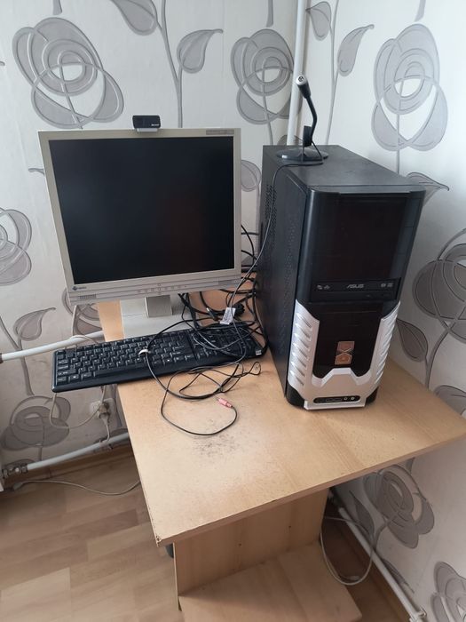 Komputer stacjonarny