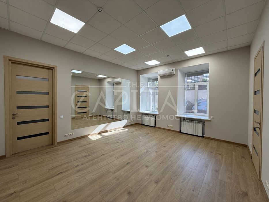 Продаж офісу, вул. Левандовська, Печерський р-н, метро Арсенальна