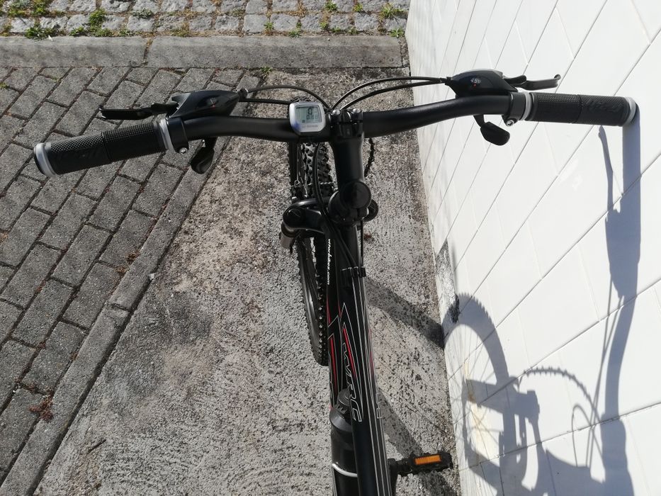 Bicicleta marca prime, em estdo como nova.