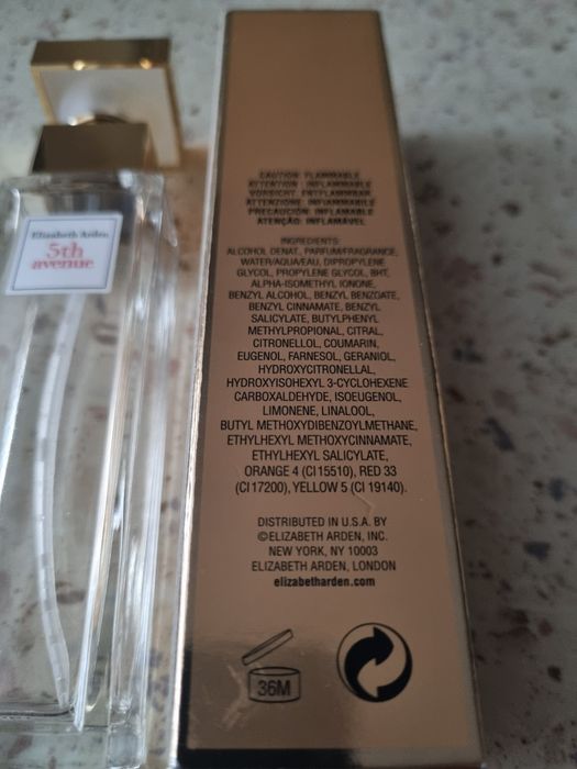 Pusty flakon po oryginalnym perfumie Elizabeth Arden 5th Avenue  30 ml