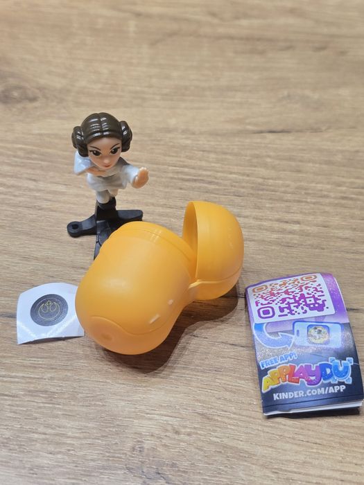 Star wars Leia figurka Kinder niespodzianka VC 374