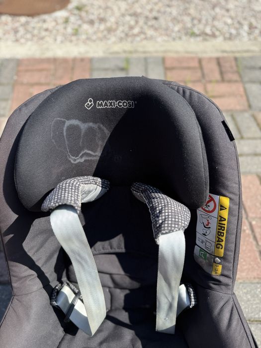 Fotelik 2 way Maxi Cosi z bazą