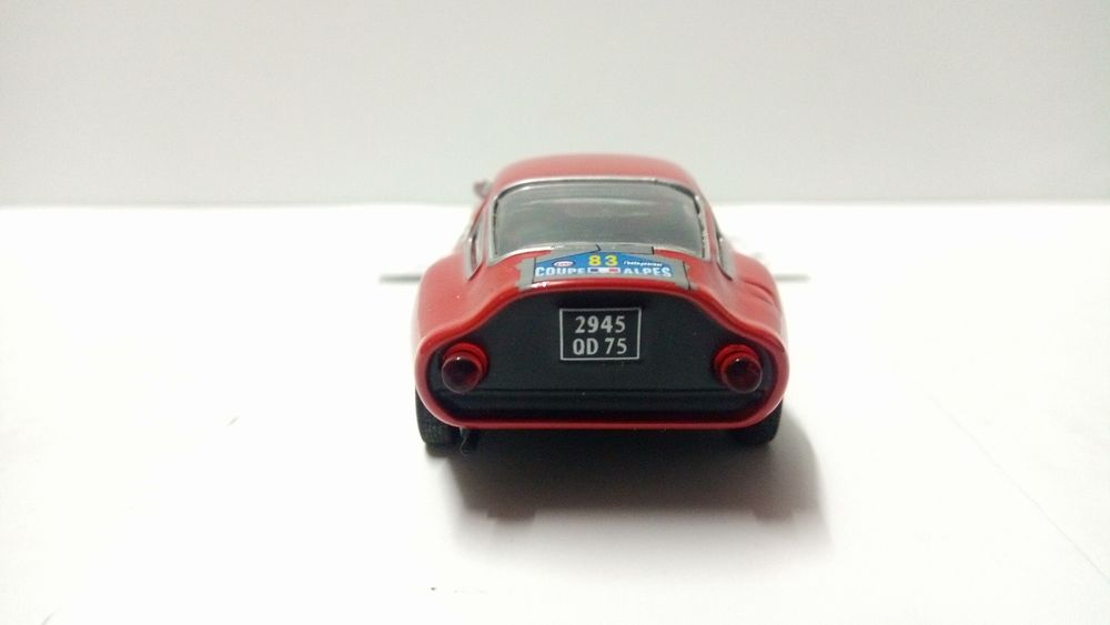 LINCOLN TOWN CAR TAXI WASHINGTON 1996 - IXO / ALTAYA - 1/43