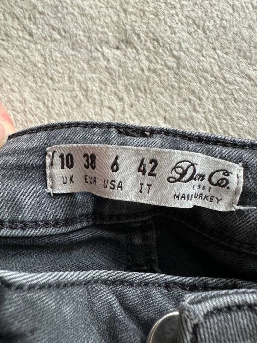 Czarne jeansy skinny
