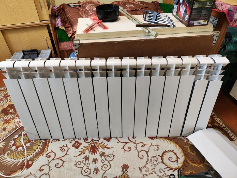 Радіатори  для будинку опалення   б/у рабочі