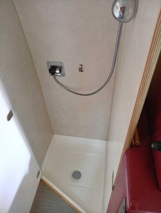 Autovivenda Furgão Fiat Ducato, 2017, 4 lugares livrete com AC