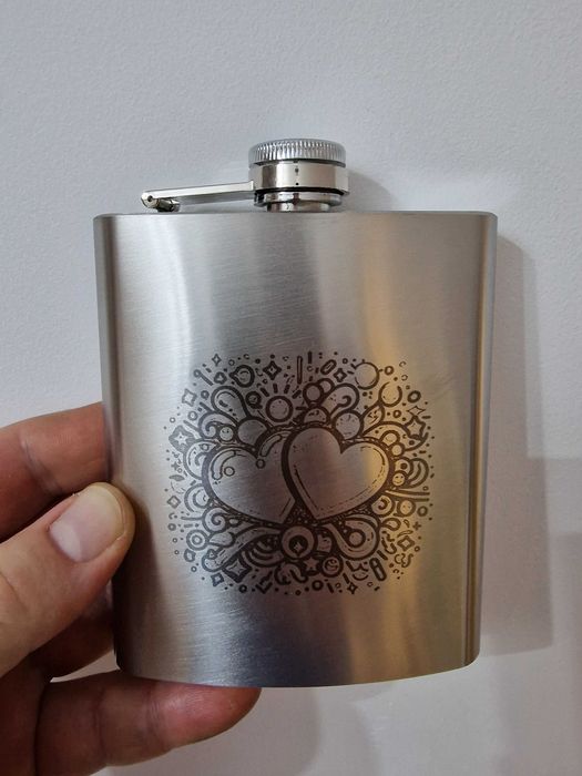 Personalizowana Piersiówka. Prezent Na Każdą Okazję - Walentynki