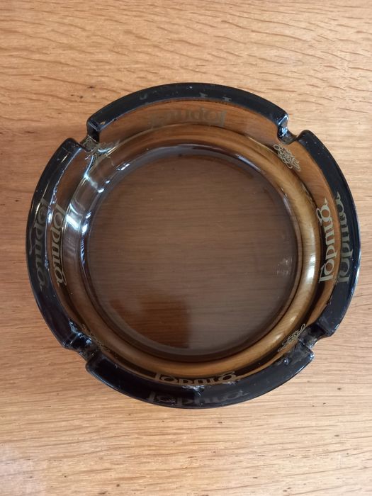 Cinzeiro antigo Loburg