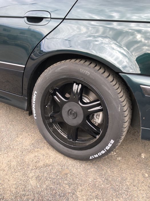 BMW 525 TDS седан