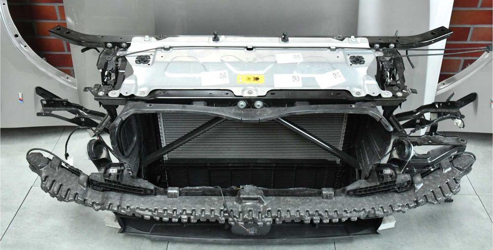 BMW iX3 G08 Бампер запчастини деталь бмв іч3 г08 запчасти