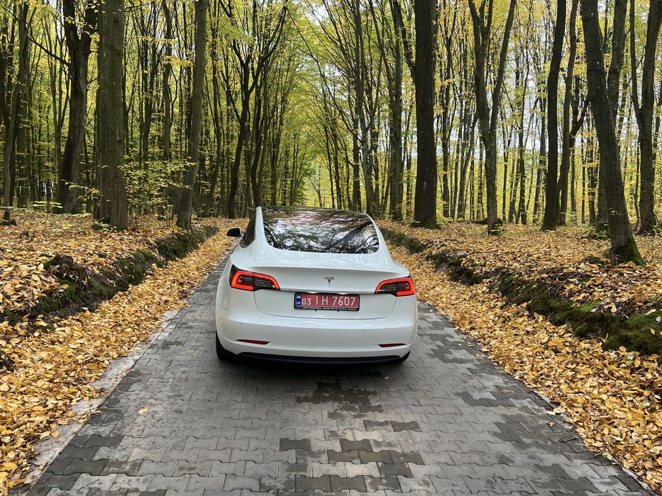 Tesla Model 3 2018