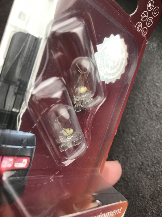 Лампочки для фар philips 24v W5W