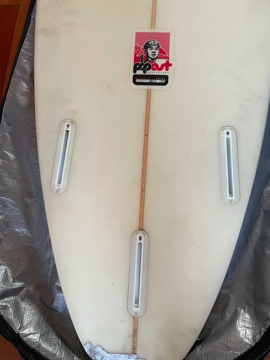 PRANCHA SURF MALIBU POPOUT (BOARDCULTURE) 7.6 tri fin a precisar de um novo dono!