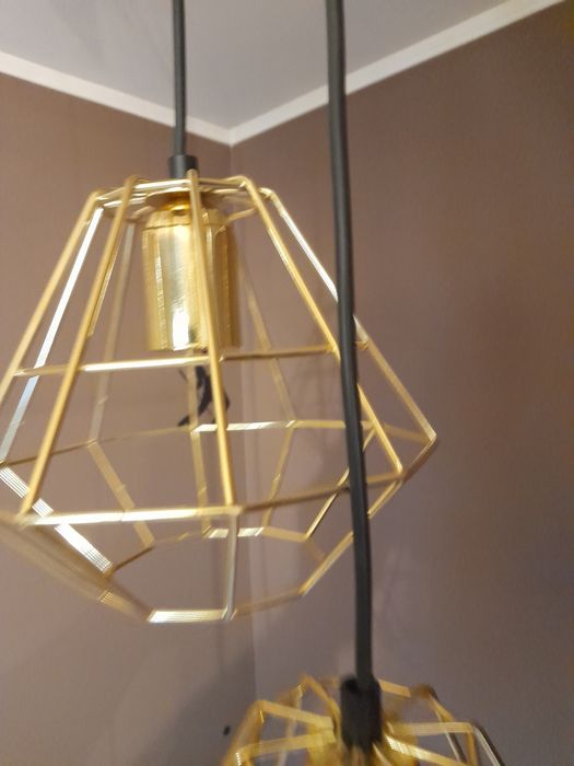 Żyrandol nowy polecam