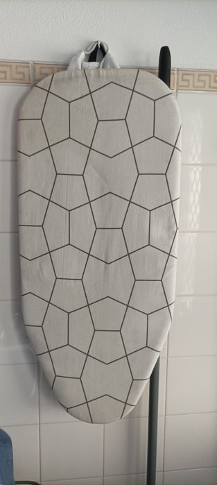 Tábua de engomar pequena