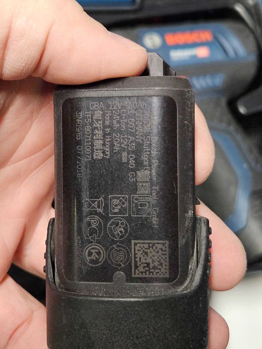 Wkrętarka Bosch GSB 12V-15 + 2x aku 2Ah i 3Ah + ładowarka + L-BOXX
