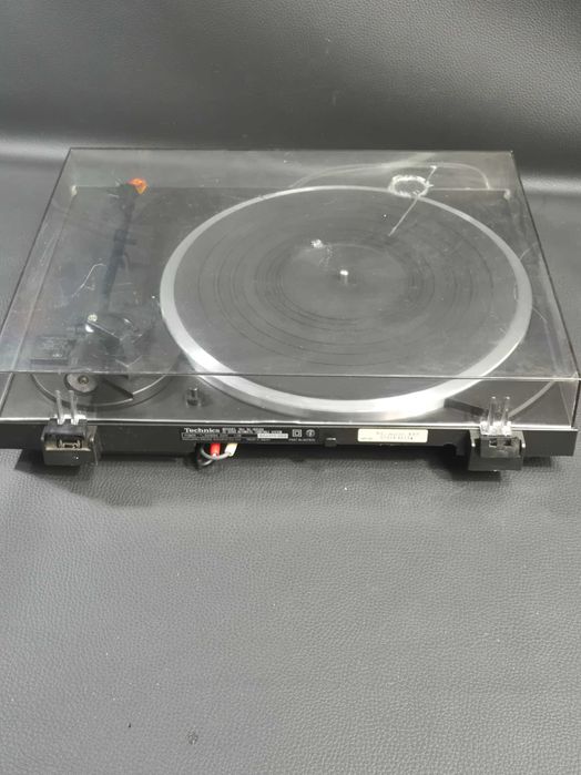 Gramofon Technics sl-bd20