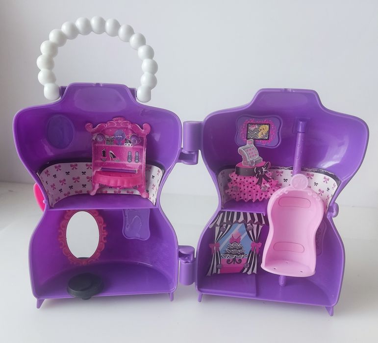 Barbie  mini domki  , torebki