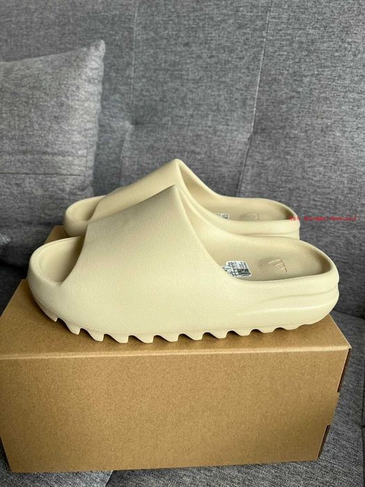 adidas Yeezy Slide Bone biała R.46