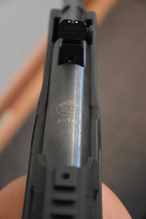 Carabina Hatsan AirTact ED 4,5 mm + 2.000 chumbos — Como Nova Pressao de ar Mola