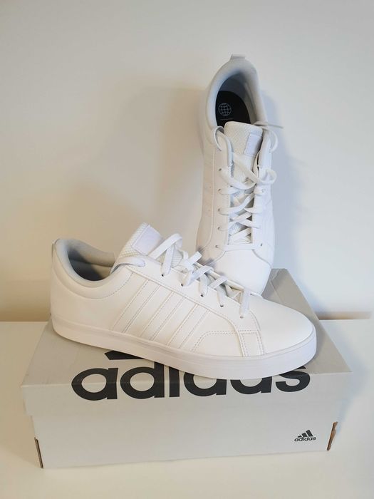 Adidasy białe nowe 44,2/3