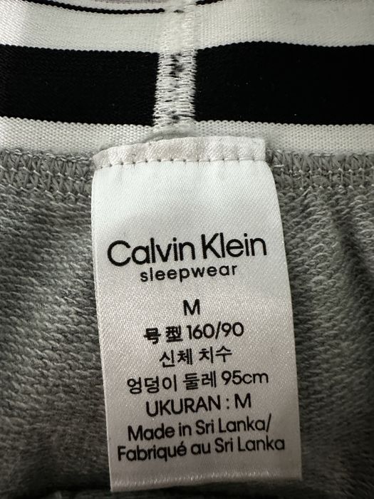 Комтюм Calvin Klein