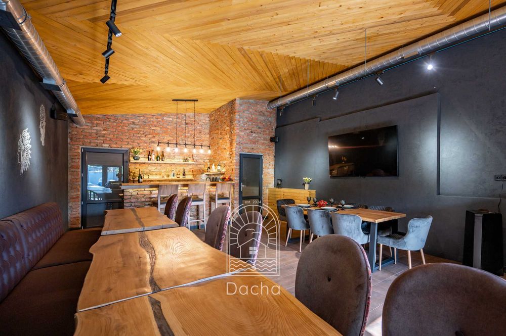 Вілла з лазнею,банкетним залом на 10спалень  для відпочинку /3012