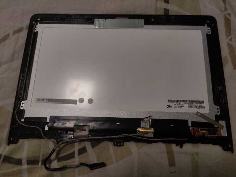 Lenovo – Matryca LED 11.6" LP116WH7 z klapą, ramką i kamerą – komplet