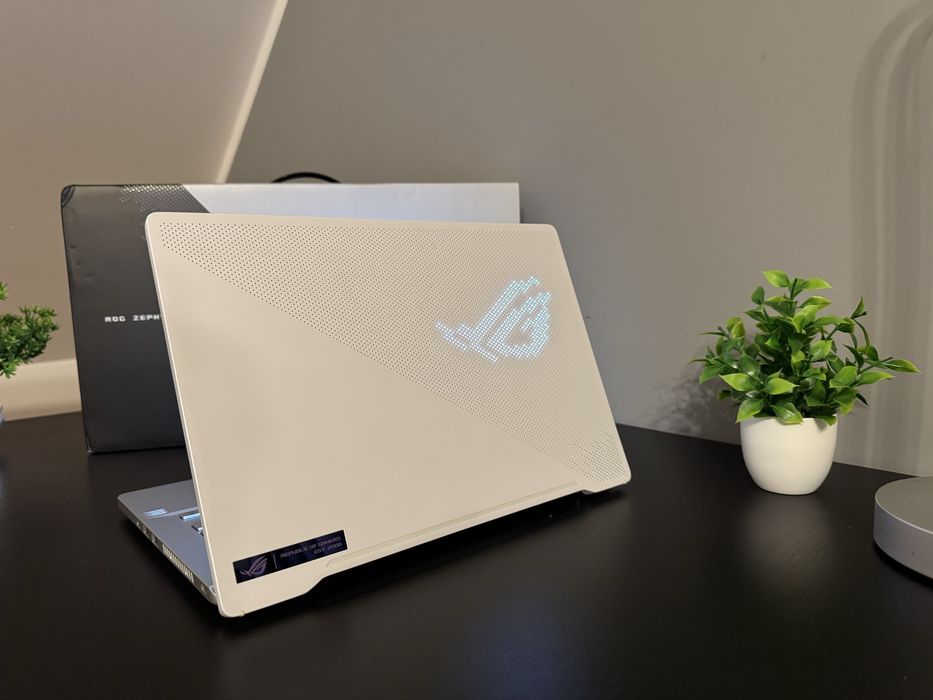 Asus ROG Zephyrus G14 R7 5800hs RTX3060