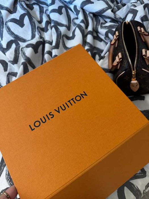 Louis Vuitton Speedy Bandouliere 20 Beige