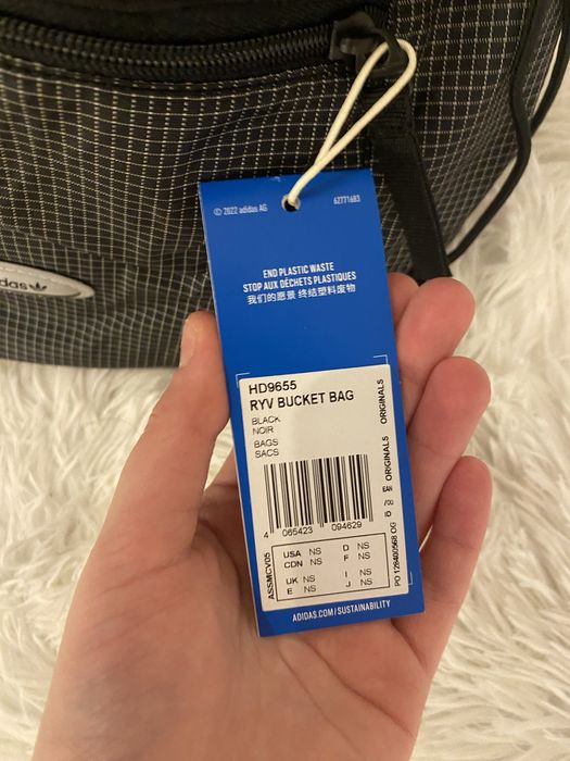 Adidas RYV Bucket Bag black