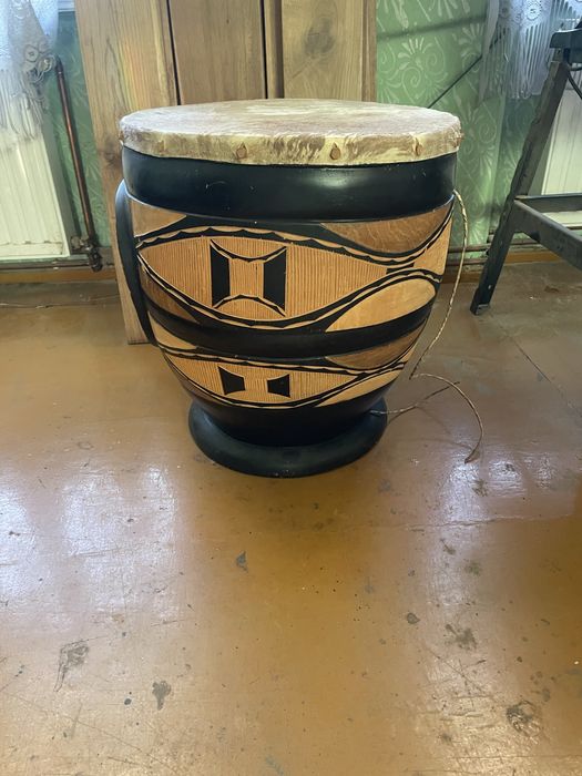Afrykański duży bęben etniczny Djembe