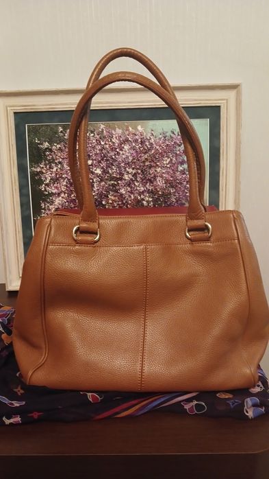 Сумка Calvin Klein світло-коричнева, вмістка – майже нова!