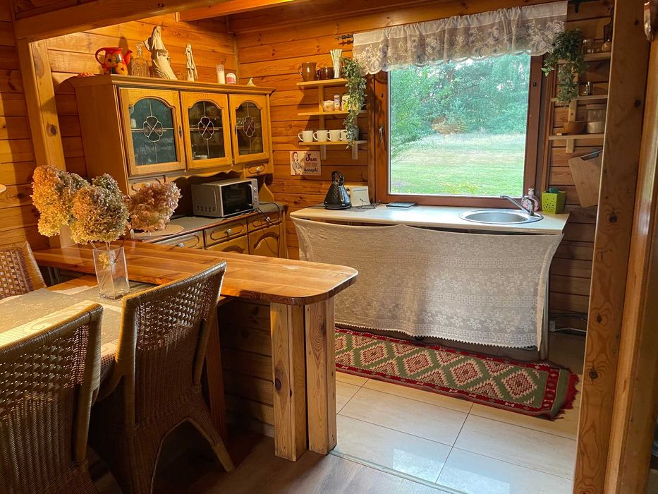 Domek dom drewniany jacuzzi balia ferie panieńskie kawalerskie