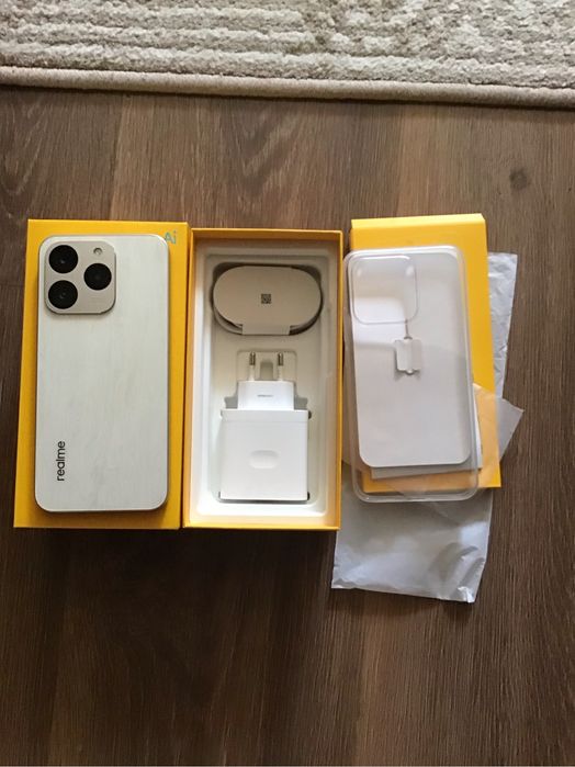 Realme 15t 8/128 global