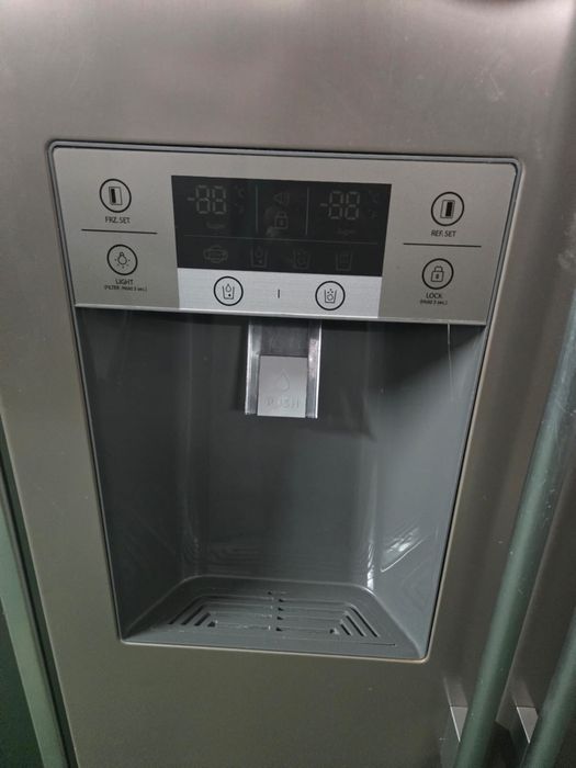 Frigorifico electolux americano cinzento