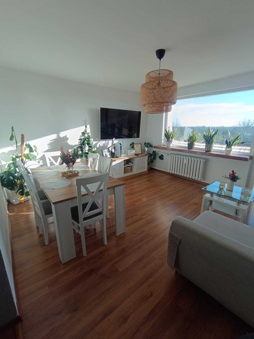 Na sprzedaż przestronne mieszkanie 4-pokojowe o powierzchni 76 m²