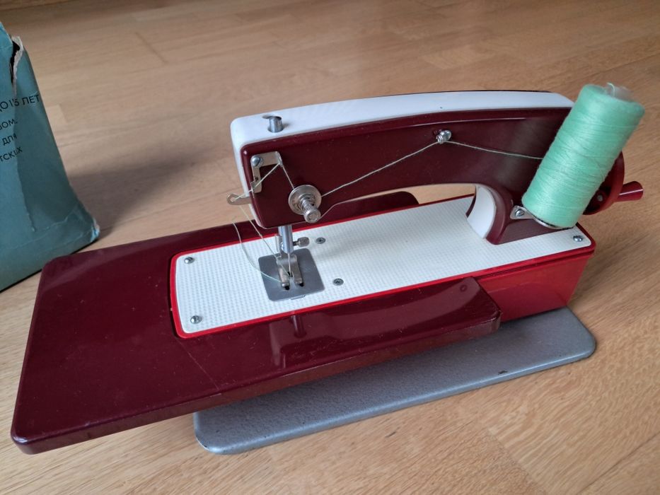Maszyna do szycia / Zabawka PRL / Unikat