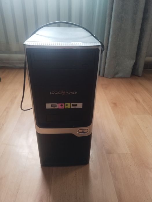 комп'ютер для роботи