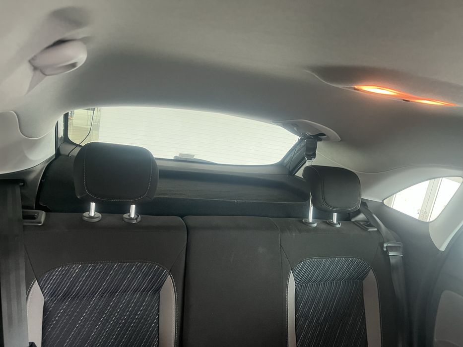 Opel Crossland X 1.2 Turbo 110cv versao 120 anos ( 85.000 Quilometros )