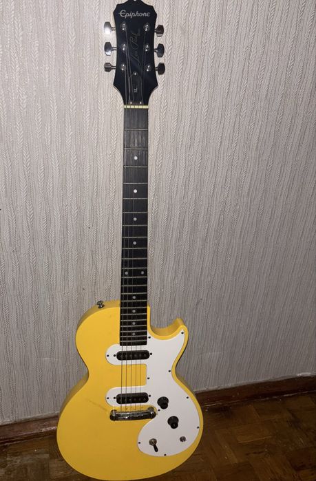 Электрогитара Epiphone Les Paul SL Sunset Yellow