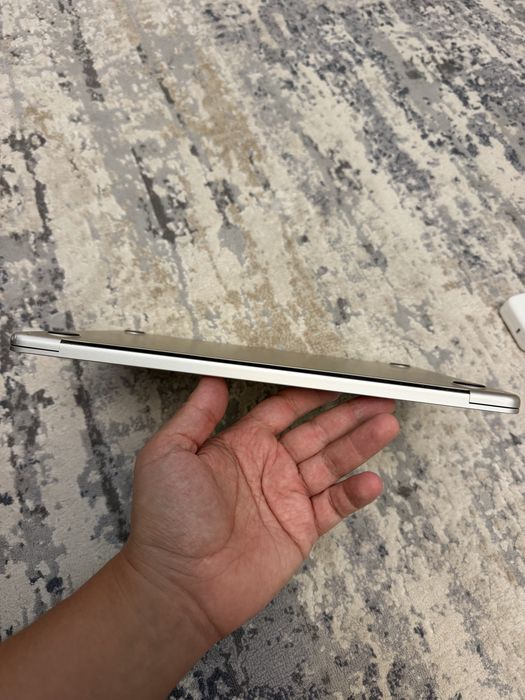 MacBook 2022 M2 8/512gb