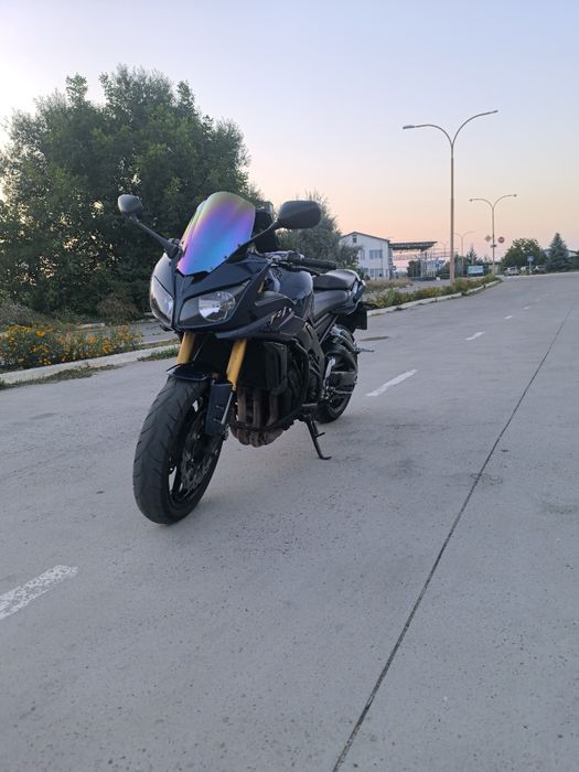 Продам Yamaha  Fazer fz1   литр