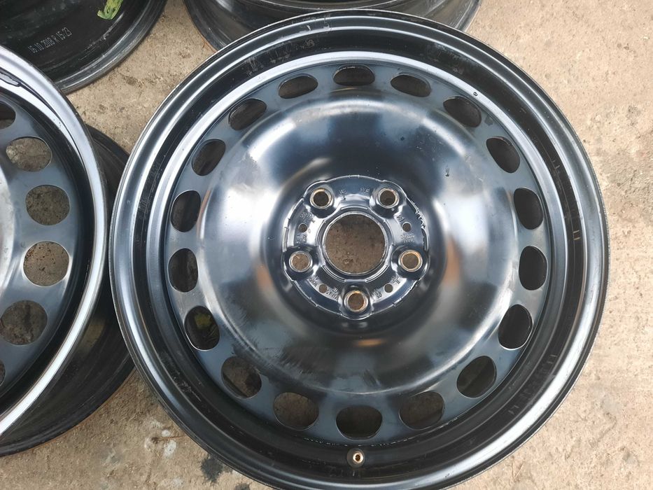 Oryginalne felgi stalowe VOLKSWAGEN 16" 5x112 6,5J ET 41 VW Passat Skoda Superb MG ZS HS