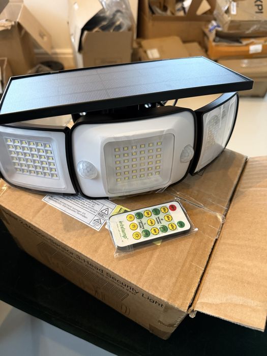 Lampa uliczna solarna