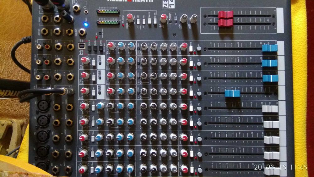 Микшер "Allen & Heath" Zed-14 (Б/у) на запчасти