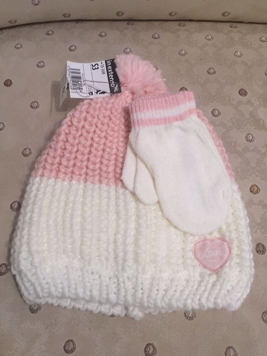 Czapka 18-36 m i rekawiczki